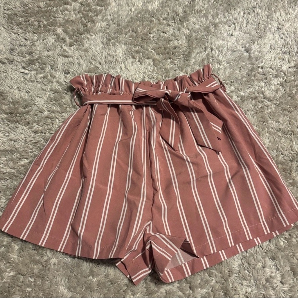 High Waist Striped Mauve Shorts